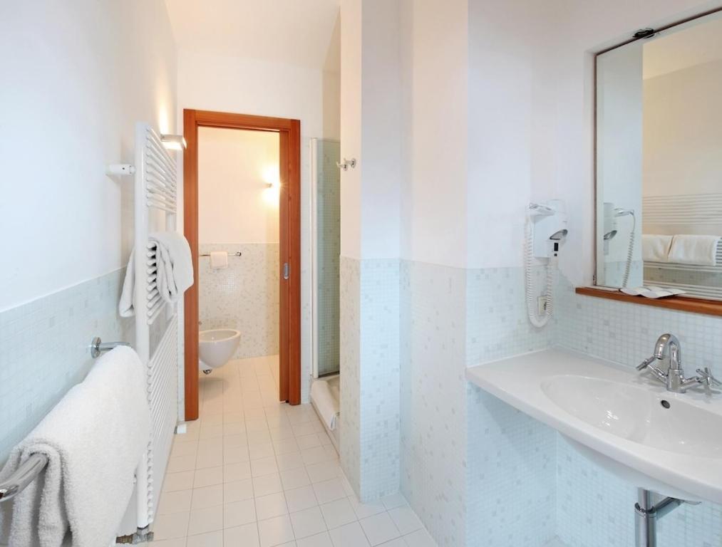 Hotel Tyrol-Alpenhof Seefeld w Tirolu Pokój zdjęcie