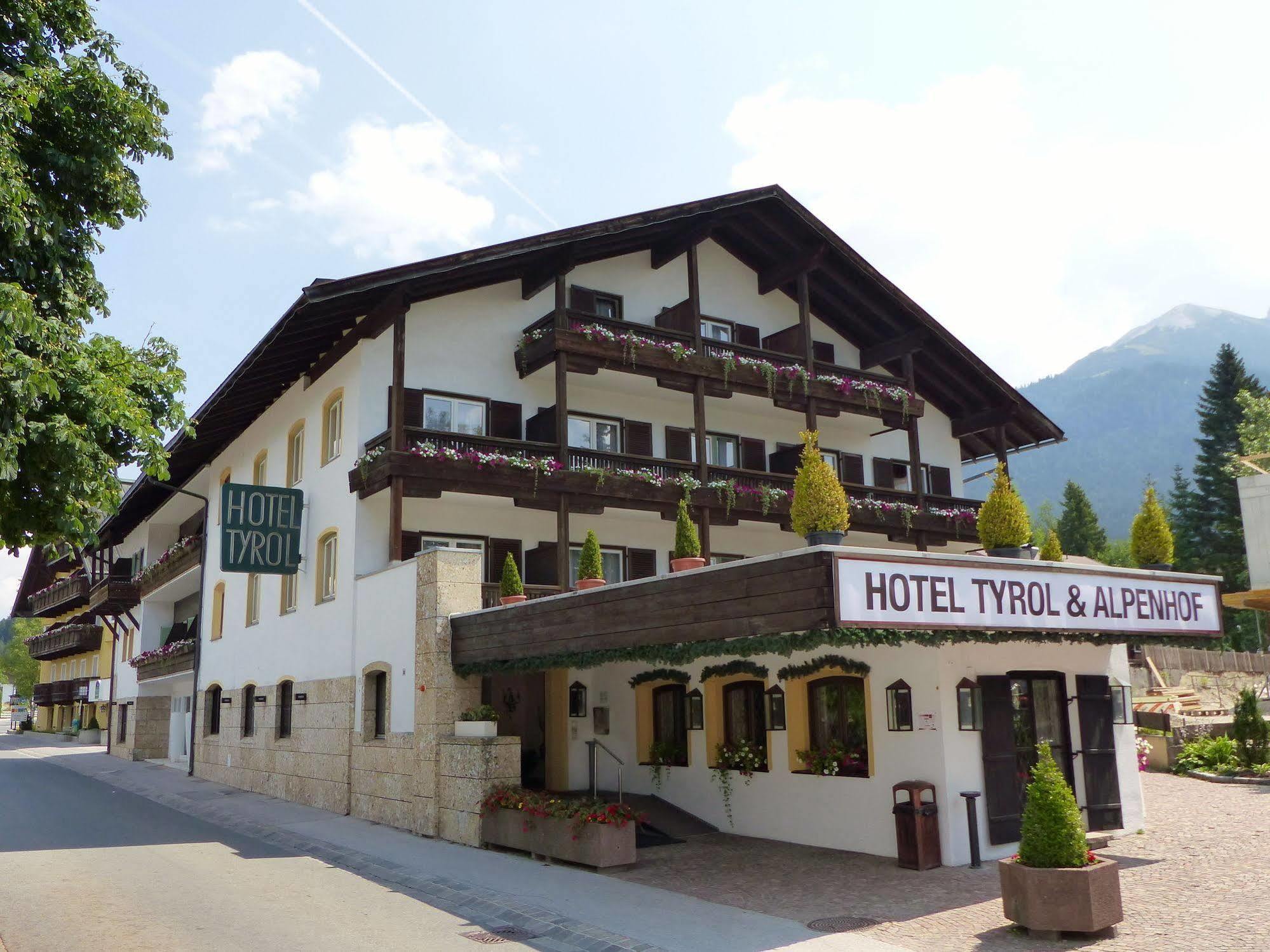 Hotel Tyrol-Alpenhof Seefeld w Tirolu Zewnętrze zdjęcie
